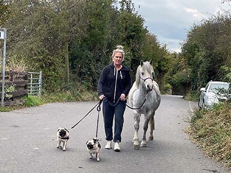 Calder Vets Team Lace Up Their Walking Boots For Street Paws